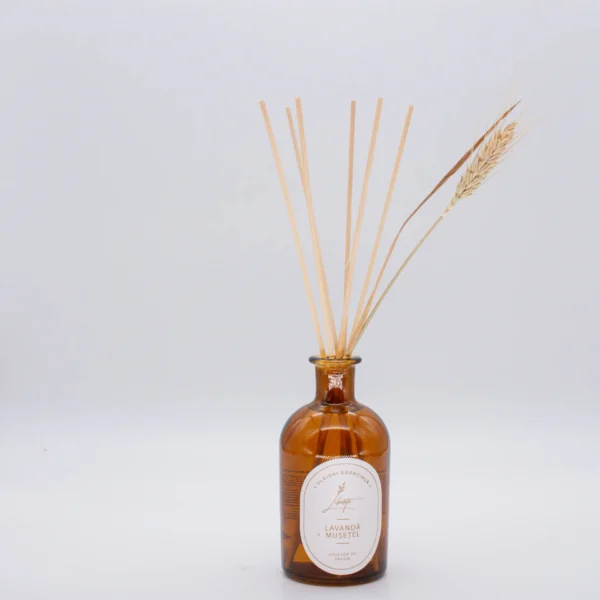 Difuzor cu bețișoare – Lavandă & Mușețel (250 ml)